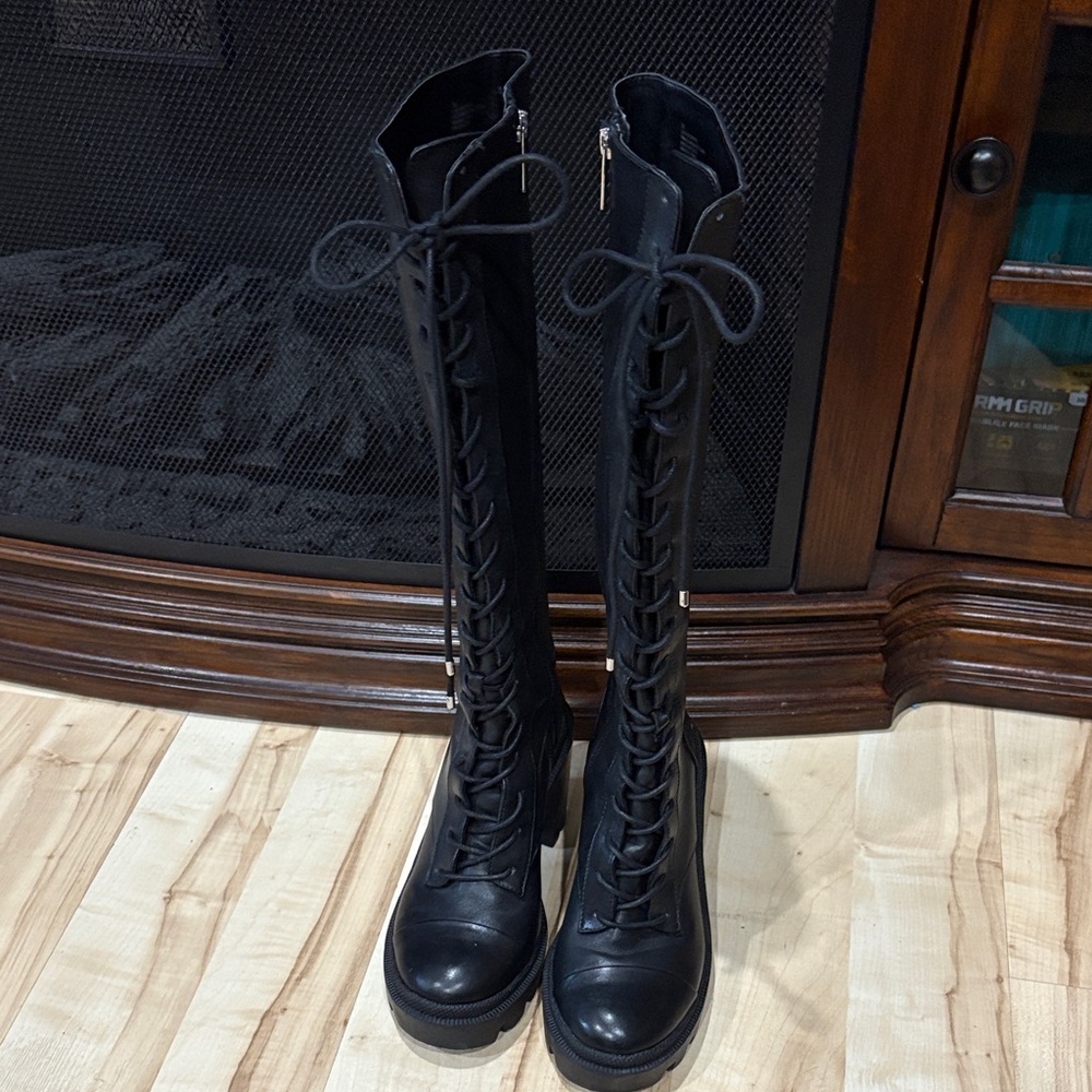 Giani Bini TheSoukey Black Lace-Up Knee-High Lug Boots - Picture 6 of 10